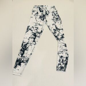 Rio Blaze Legging- White and Black- Made in Brazil